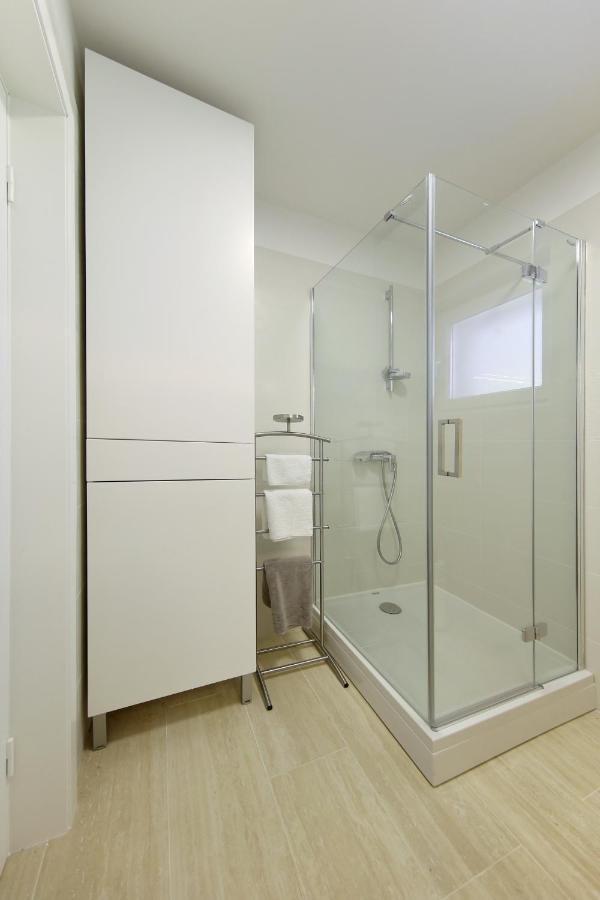 Valadar Apartments ปริฟลากา ภายนอก รูปภาพ