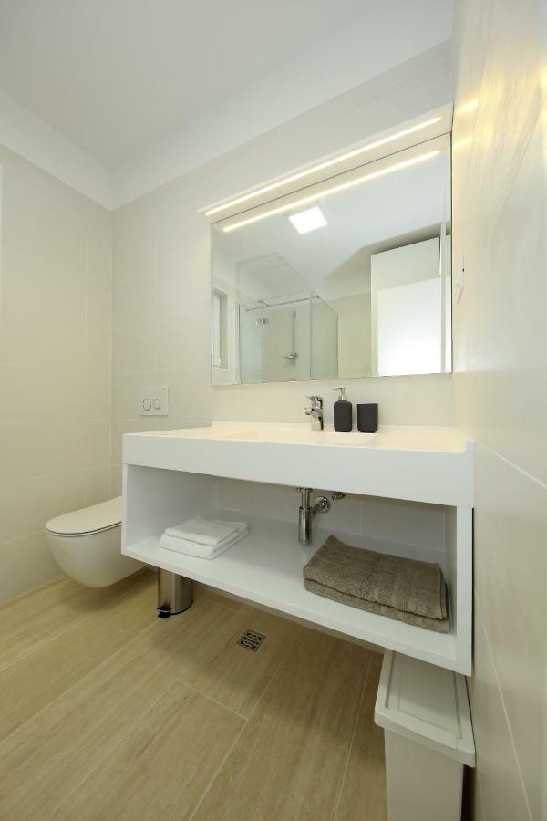 Valadar Apartments ปริฟลากา ภายนอก รูปภาพ