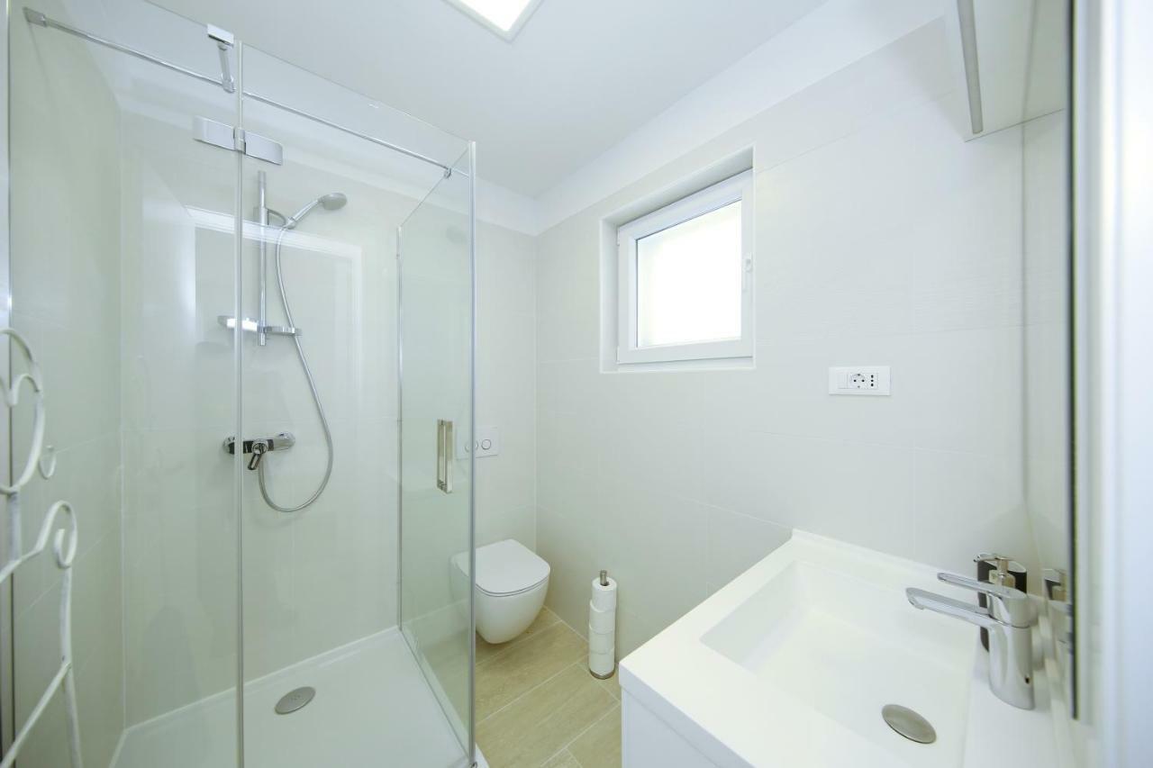 Valadar Apartments ปริฟลากา ภายนอก รูปภาพ