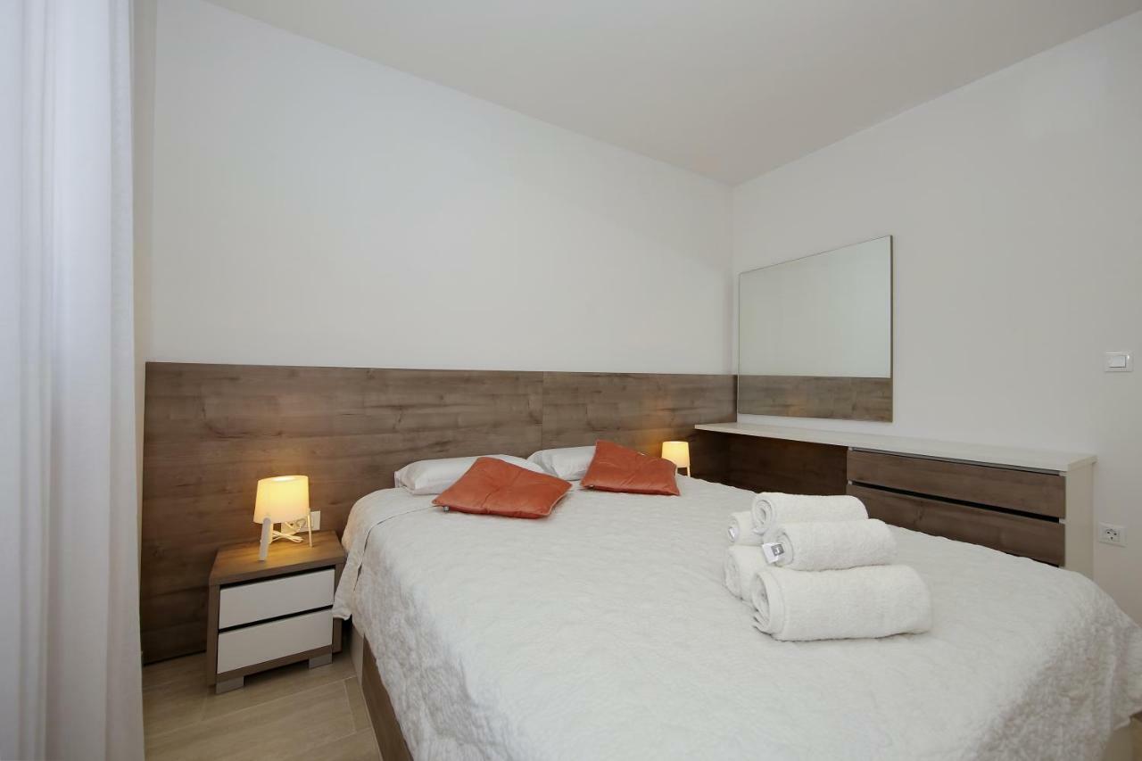 Valadar Apartments ปริฟลากา ภายนอก รูปภาพ